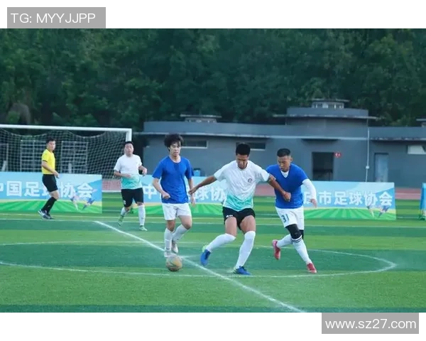 重庆足球队在足球配合排行榜中荣登第十名展现出强劲实力与团队默契 重庆足球队在足球配合排行榜中荣登第十名展现出强劲实力与团队默契